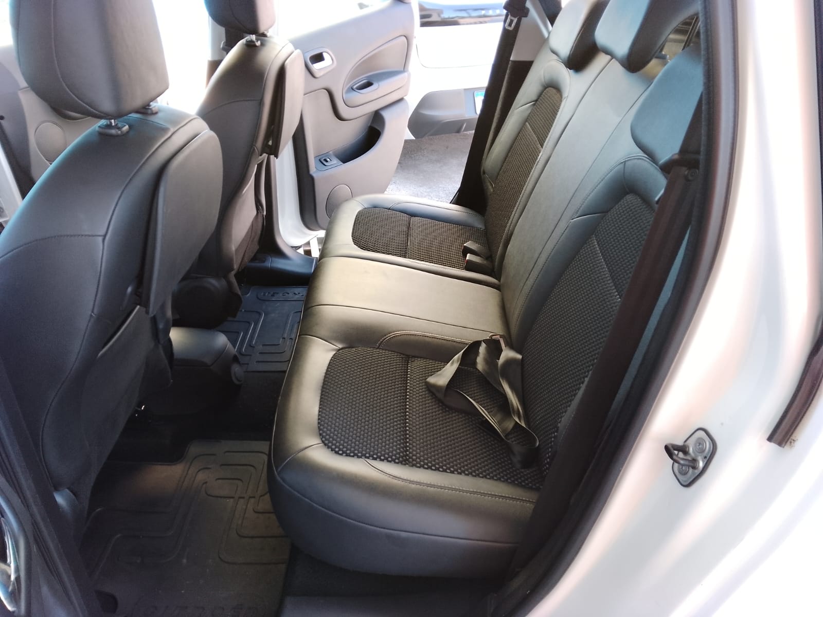 Citroën CITROEN C3 1.6 EXCLUSIVE 16V FLEX 4P AUTOMATICO